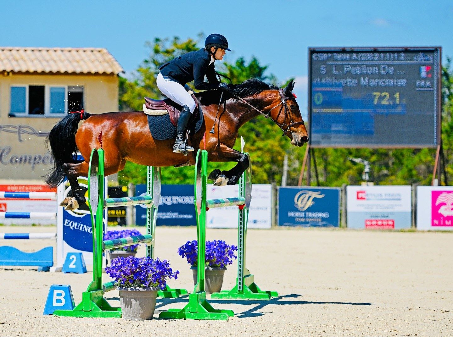 Ivette Manciaise competing at the Nîmes CSI